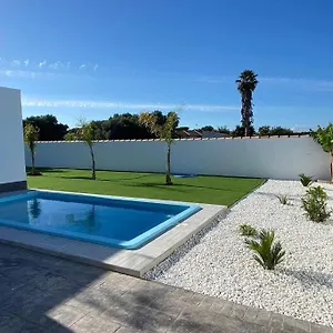 https://villa-de-lujo-con-piscina-privada-by-chiclanadreams.es-andalucia.com